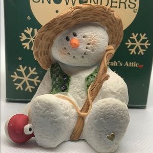 VNTG Sarah’s Attic - Snowonders August Bobber 1998